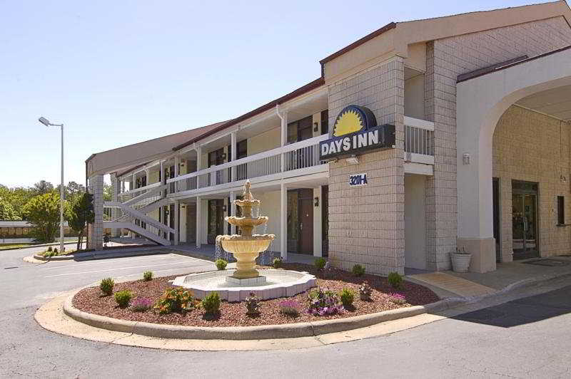 Days Inn by Wyndham Raleigh Midtown