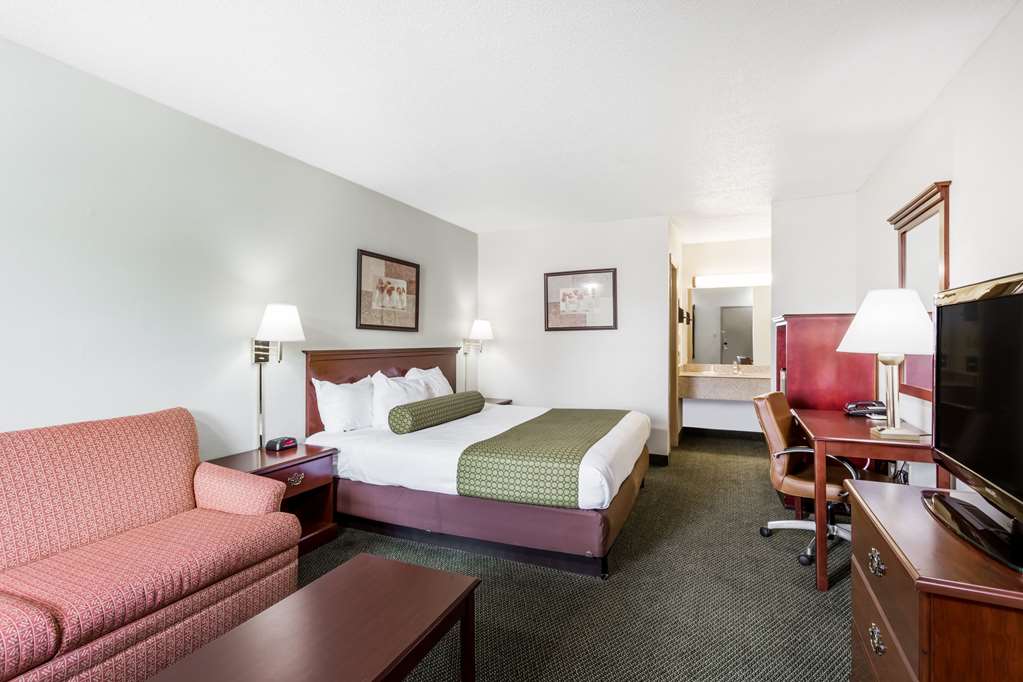 Days Inn by Wyndham Raleigh Glenwood-Crabtree