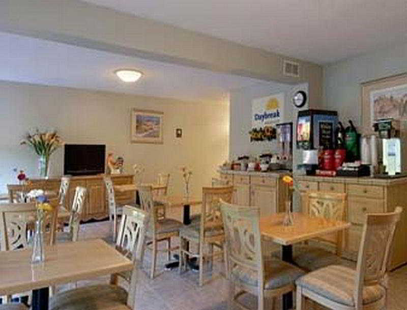 Days Inn by Wyndham Raleigh Glenwood-Crabtree