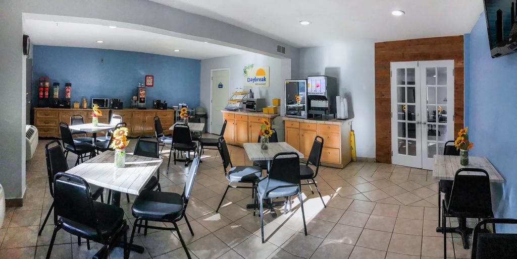 Days Inn by Wyndham Raleigh Glenwood-Crabtree