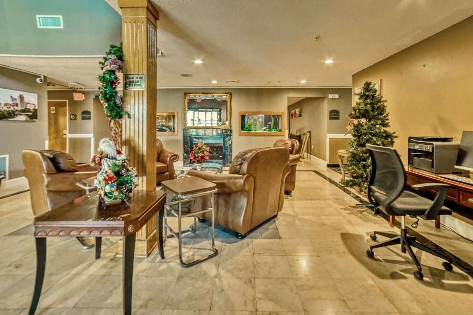 Econo Lodge Raleigh Near Walnut Creek Amphitheatre