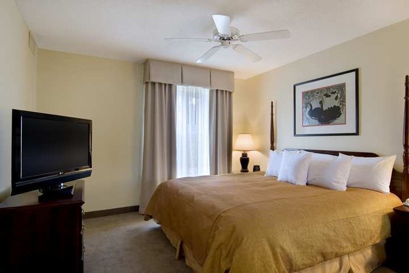 Fairfield Inn & Suites Raleigh Crabtree Valley