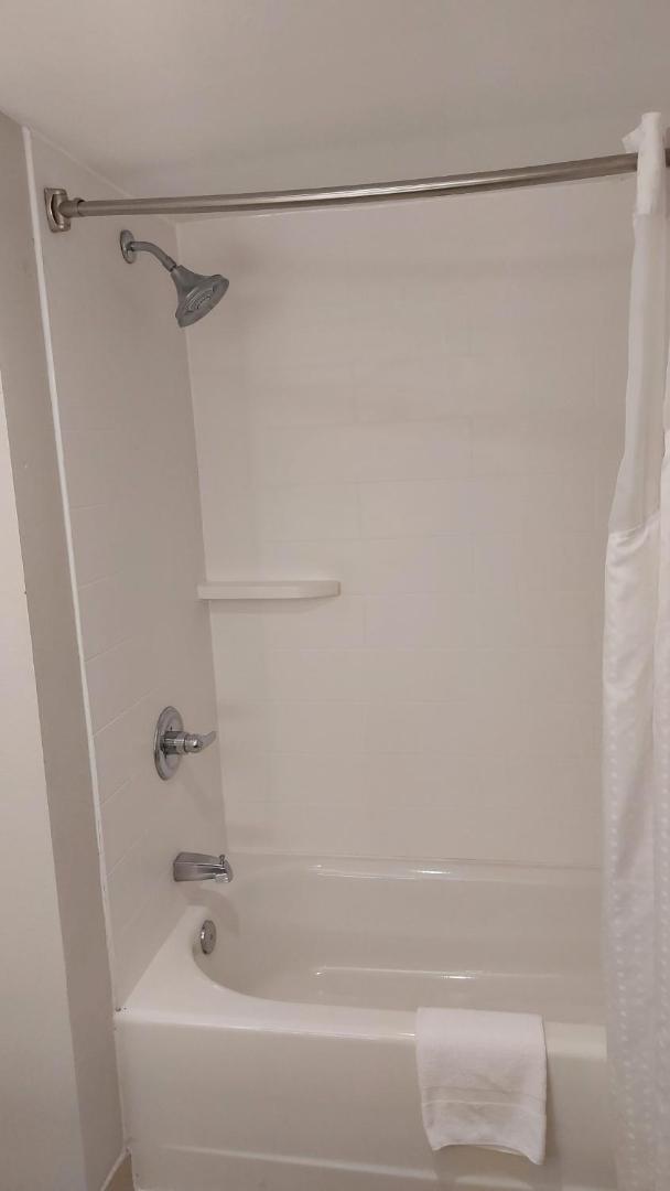 Holiday Inn Express & Suites Raleigh North - Wake Forest