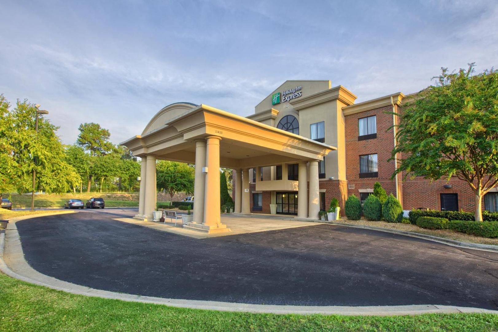 Holiday Inn Express & Suites Raleigh North - Wake Forest