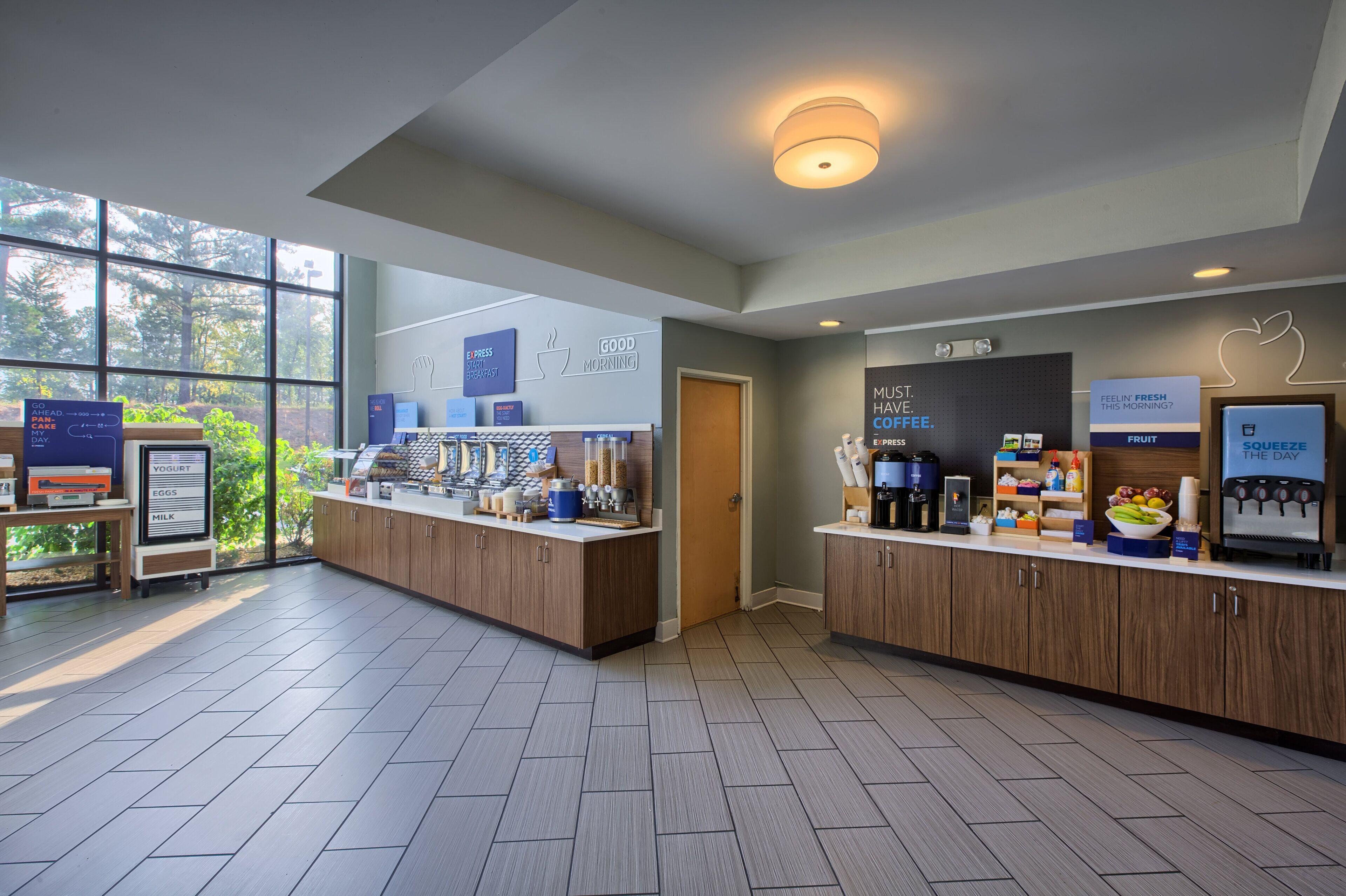 Holiday Inn Express & Suites Raleigh North - Wake Forest