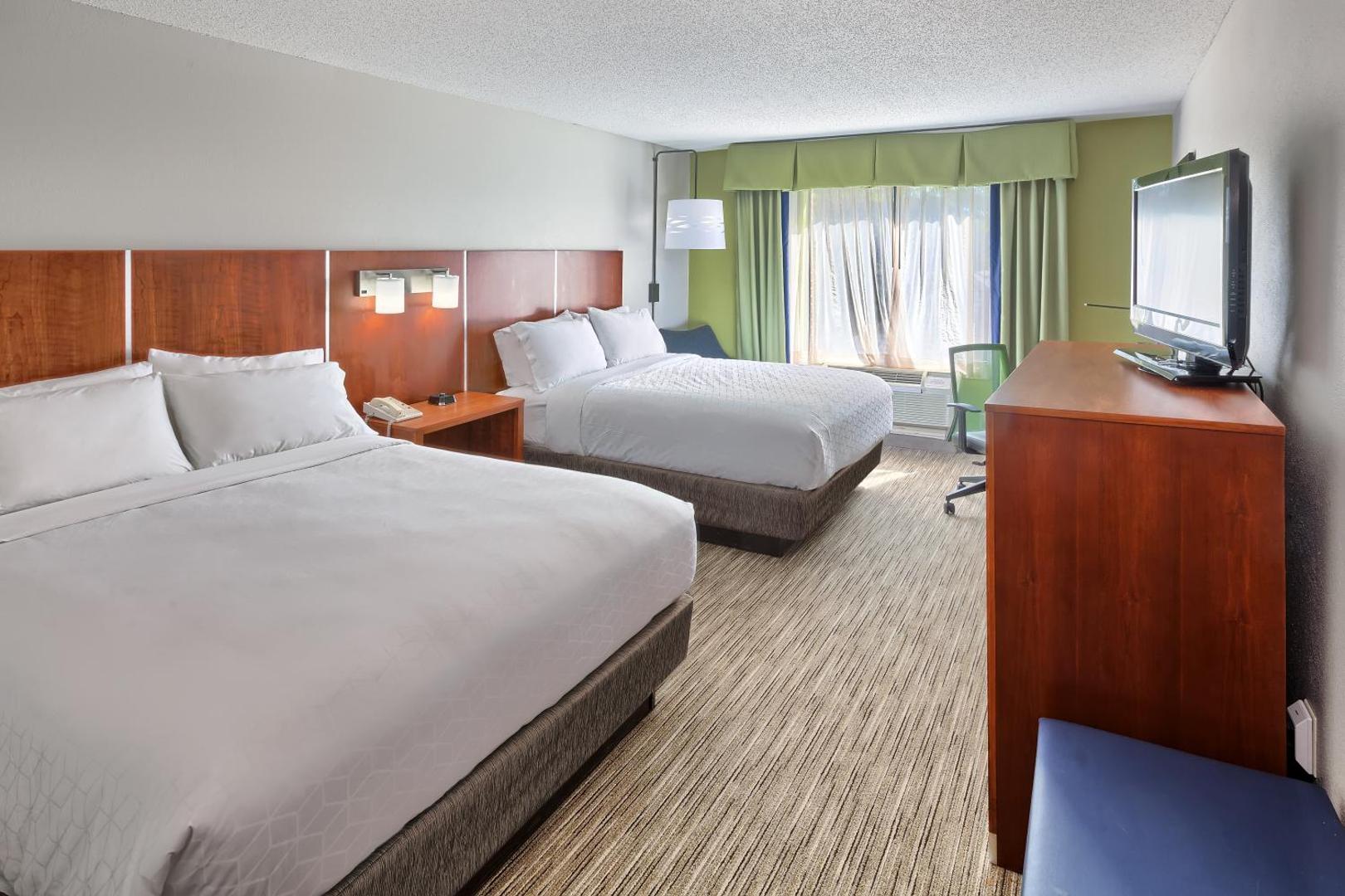 Holiday Inn Express & Suites Raleigh North - Wake Forest