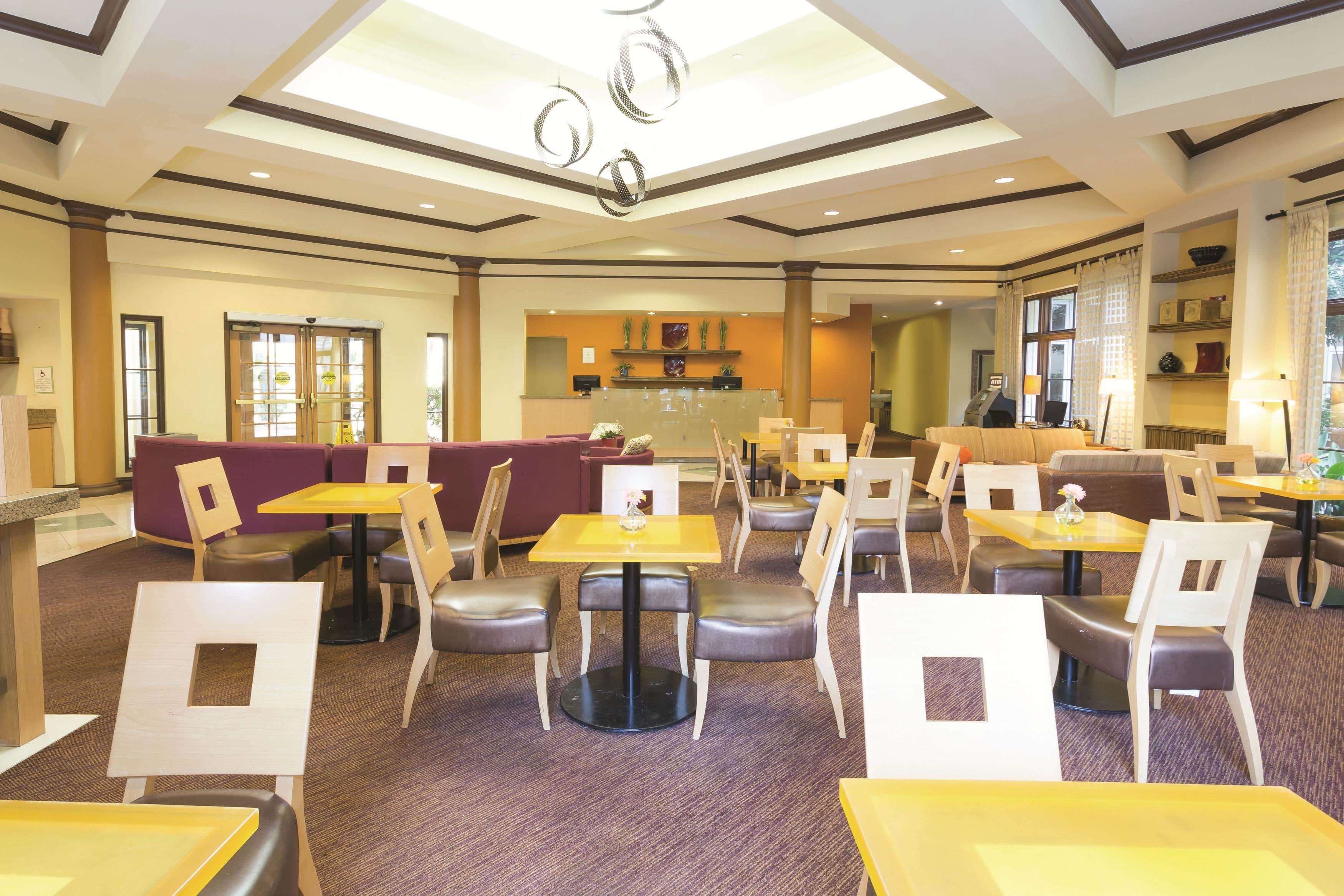 La Quinta Inn & Suites by Wyndham Raleigh Crabtree