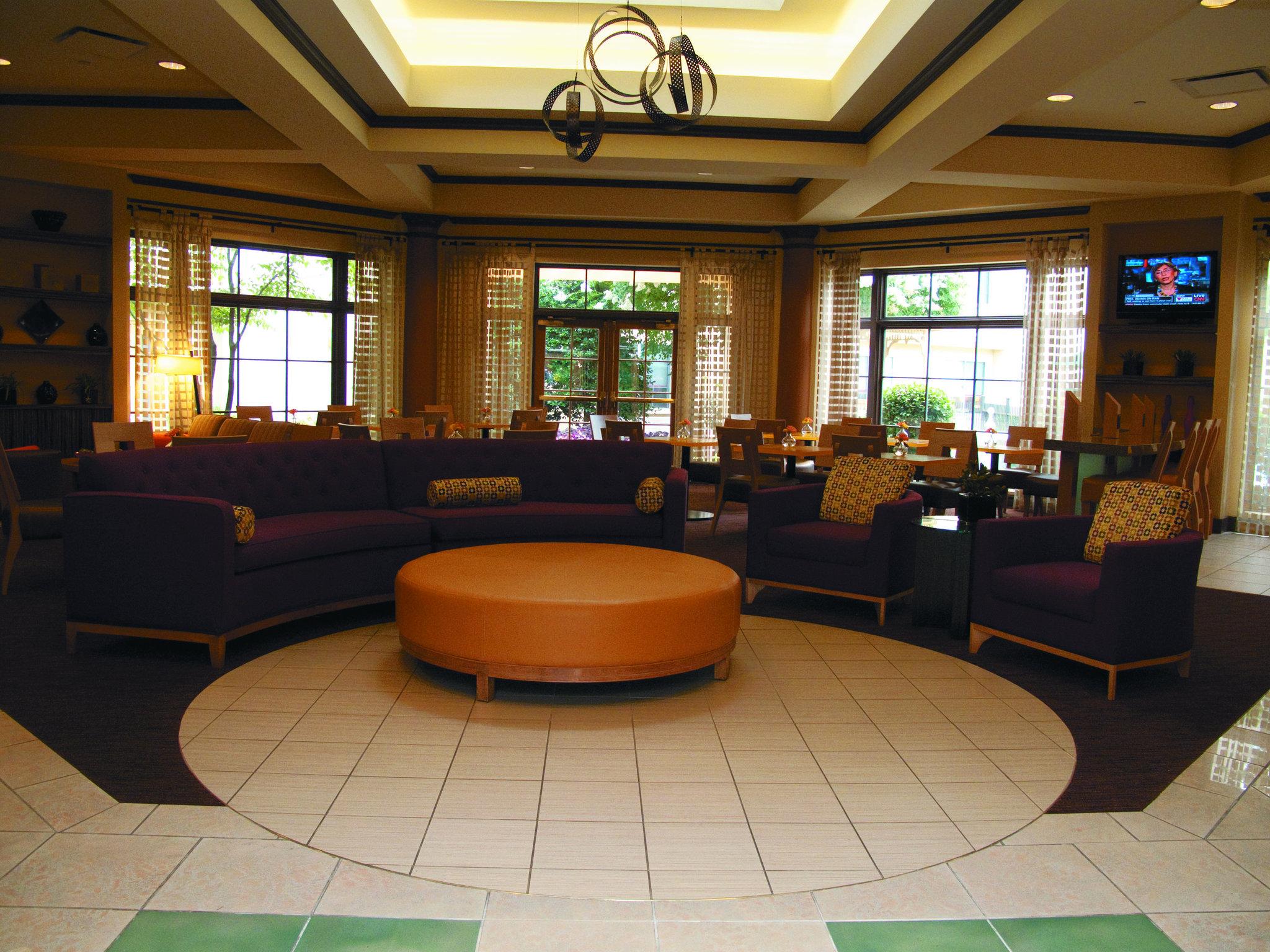 La Quinta Inn & Suites by Wyndham Raleigh Crabtree