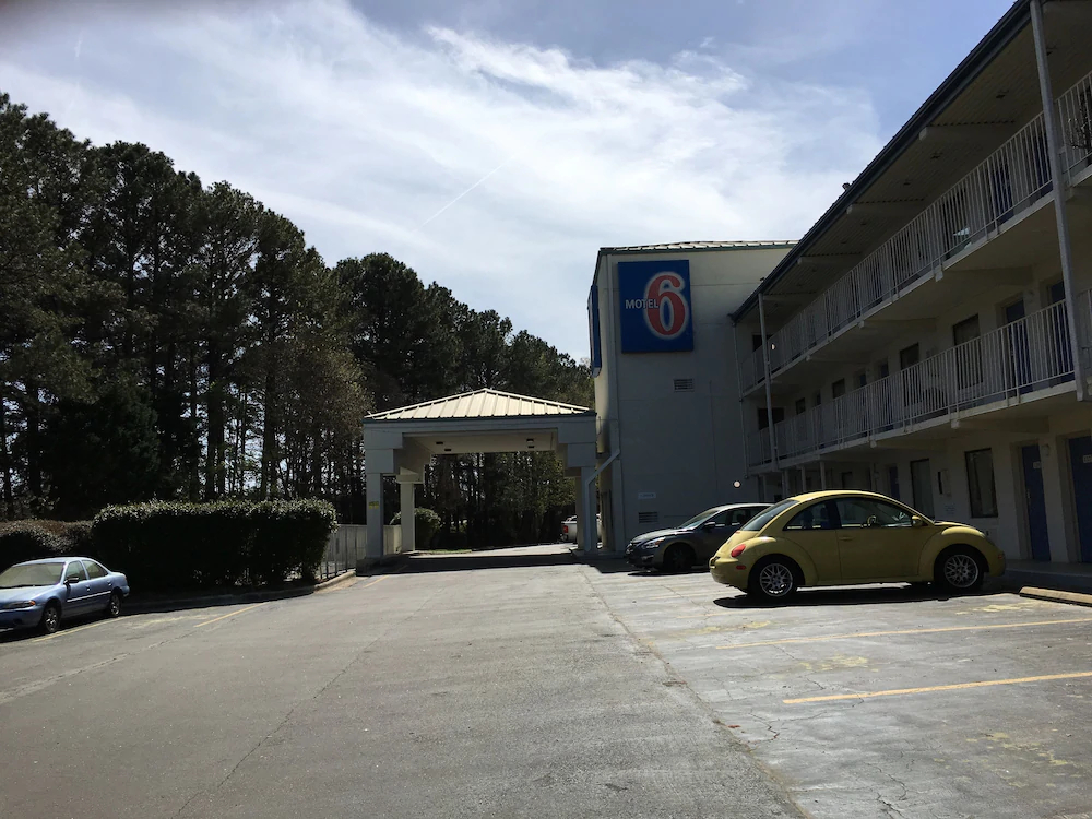Motel 6 Raleigh Southwest Cary