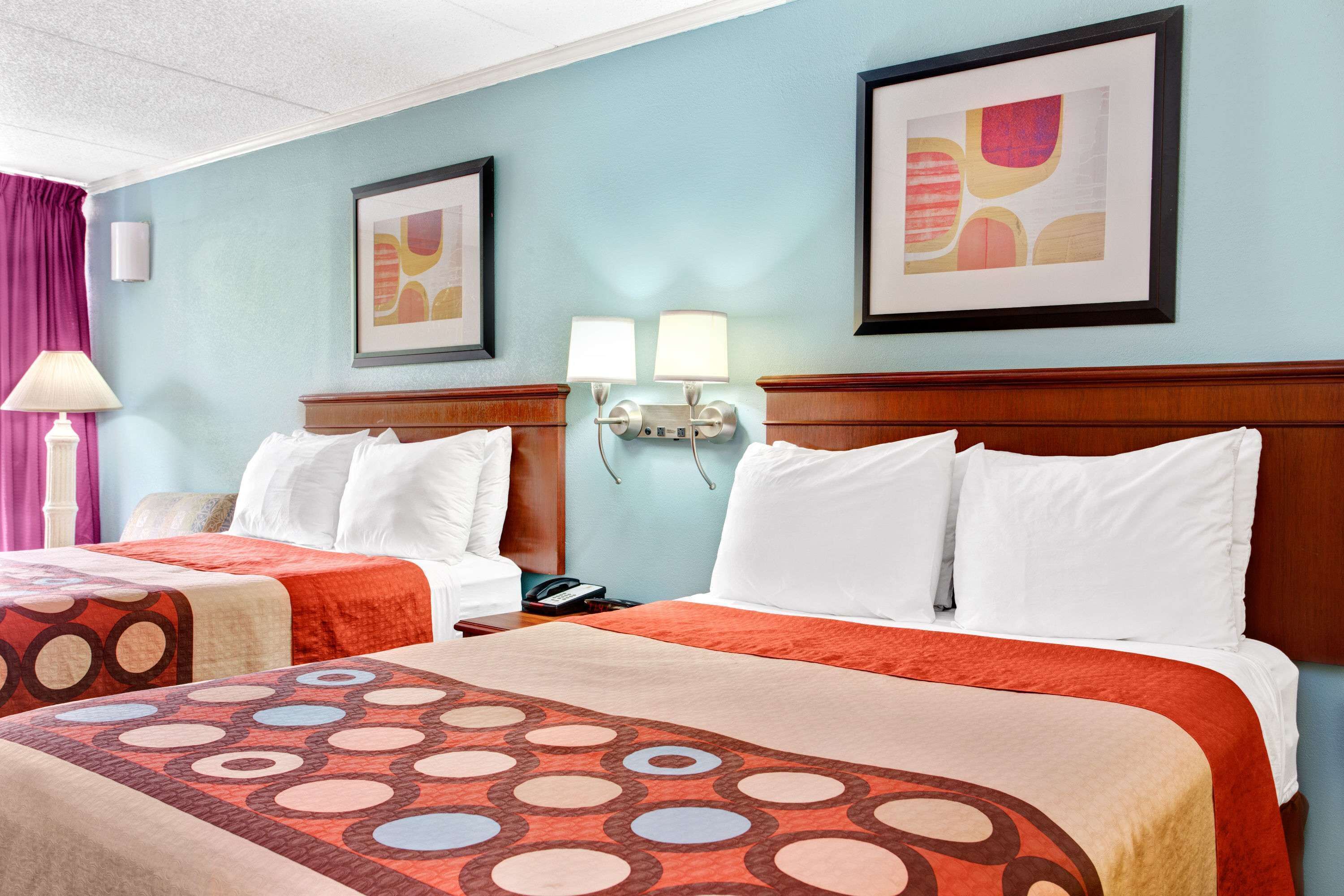 Super 8 by Wyndham Raleigh Downtown