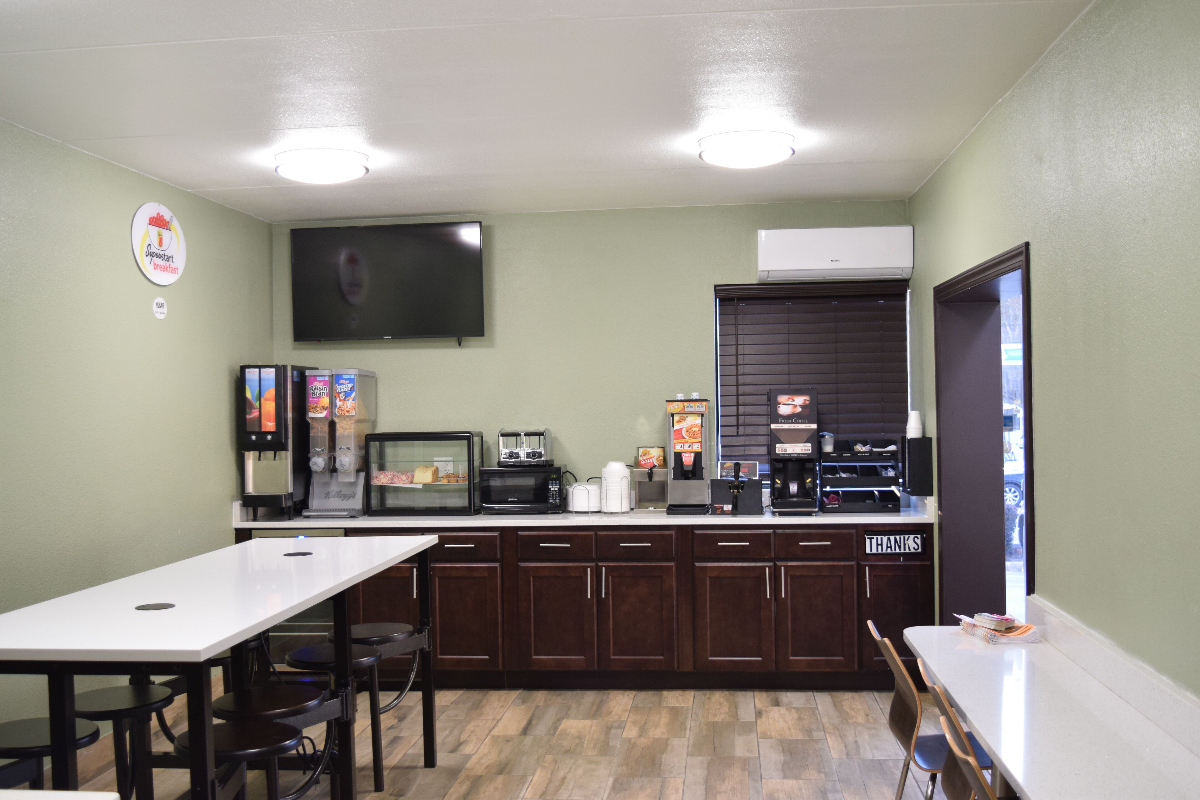 Super 8 by Wyndham Raleigh Downtown