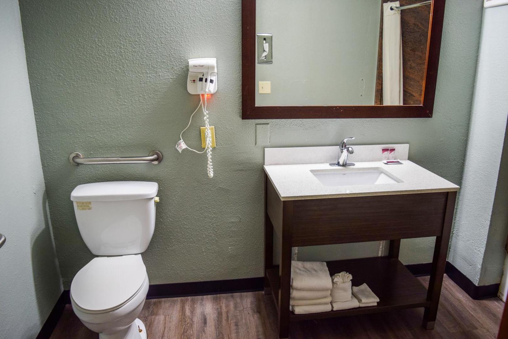 Super 8 by Wyndham Raleigh Downtown