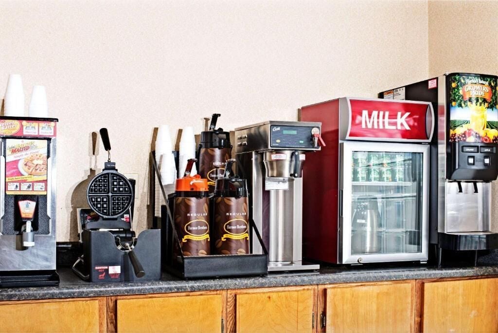 Super 8 by Wyndham Raleigh North East