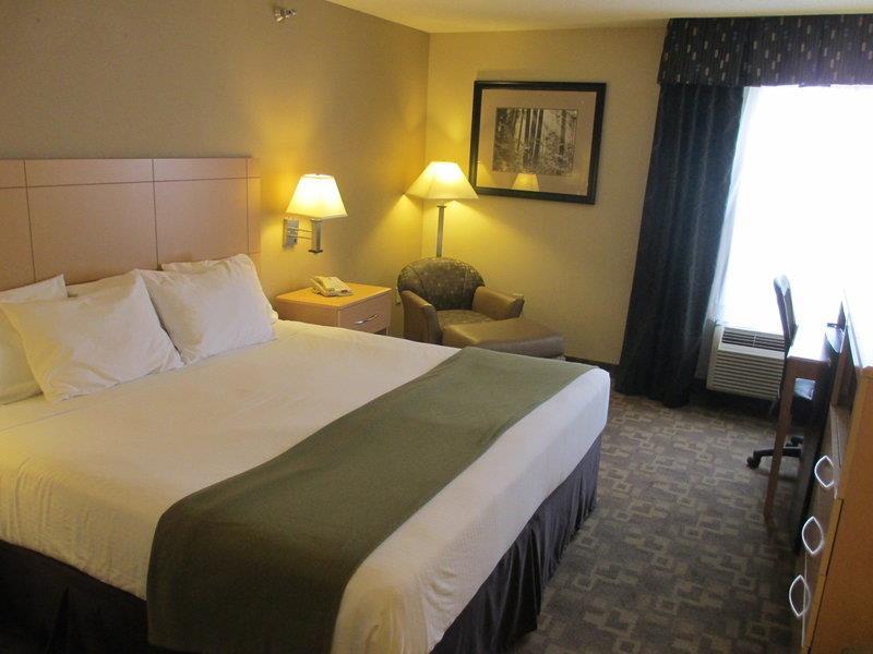 SureStay Plus Hotel by Best Western Roanoke Rapids I 95
