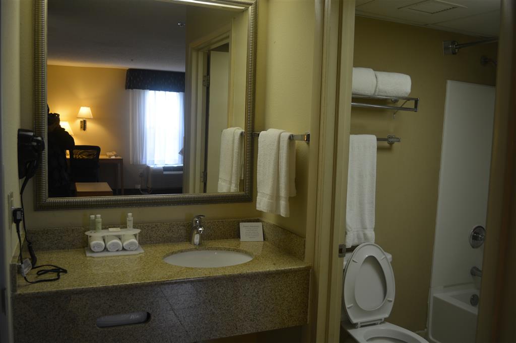 SureStay Plus Hotel by Best Western Roanoke Rapids I 95