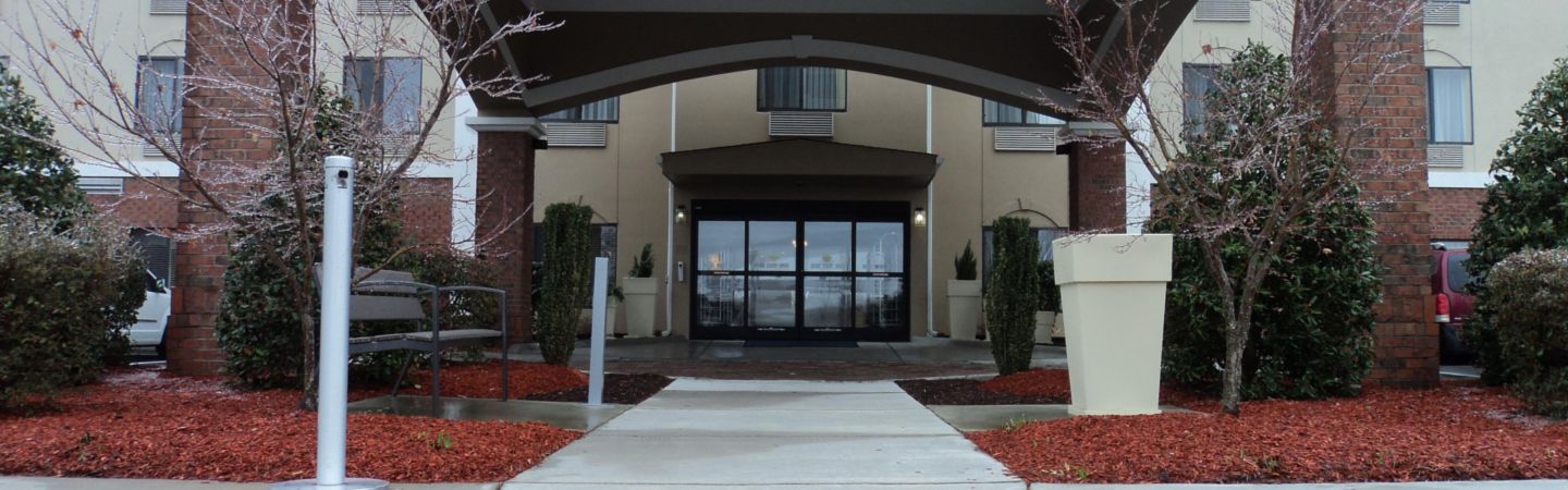 Holiday Inn Express & Suites Roanoke Rapids SE