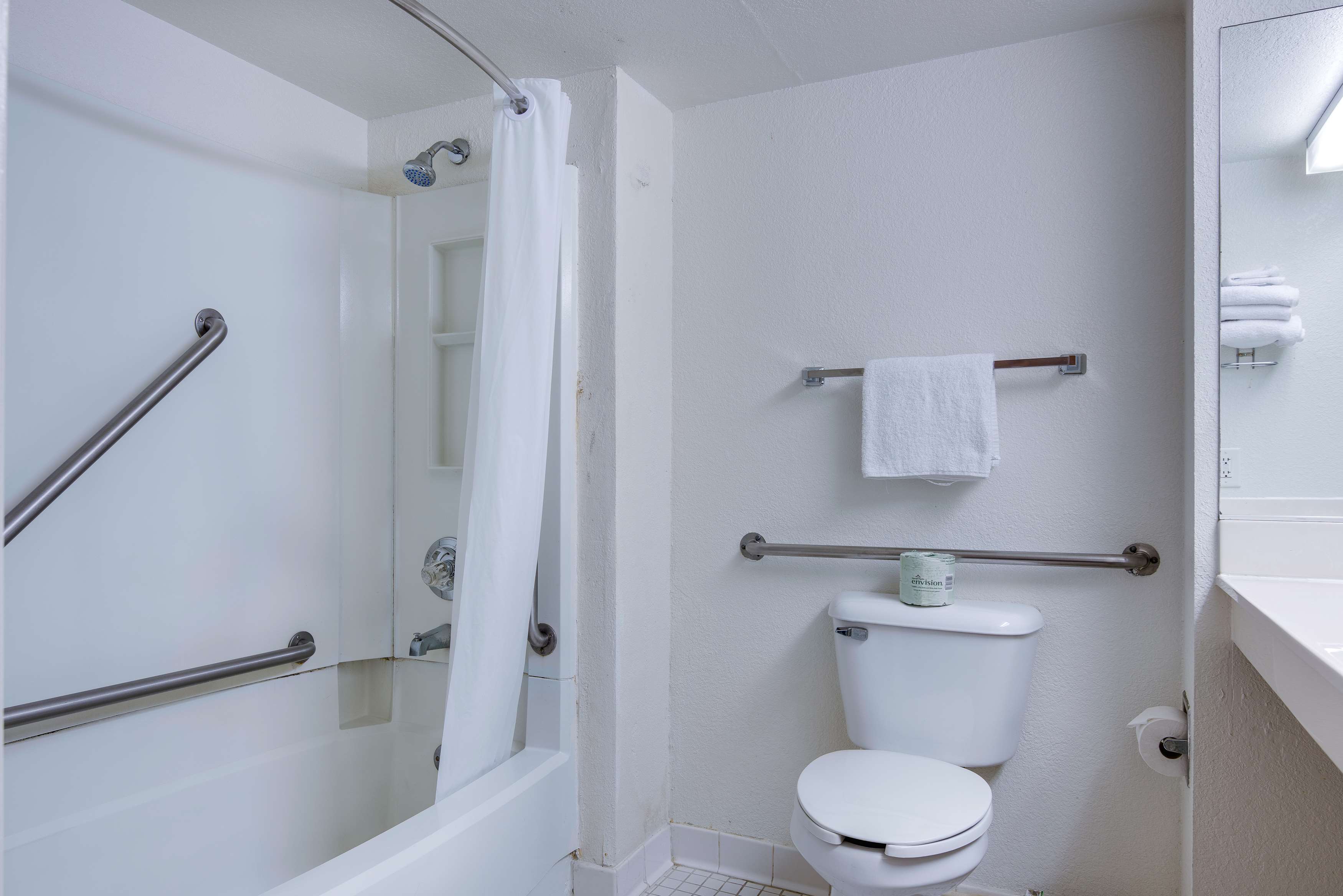 Red Roof Inn Roanoke Rapids