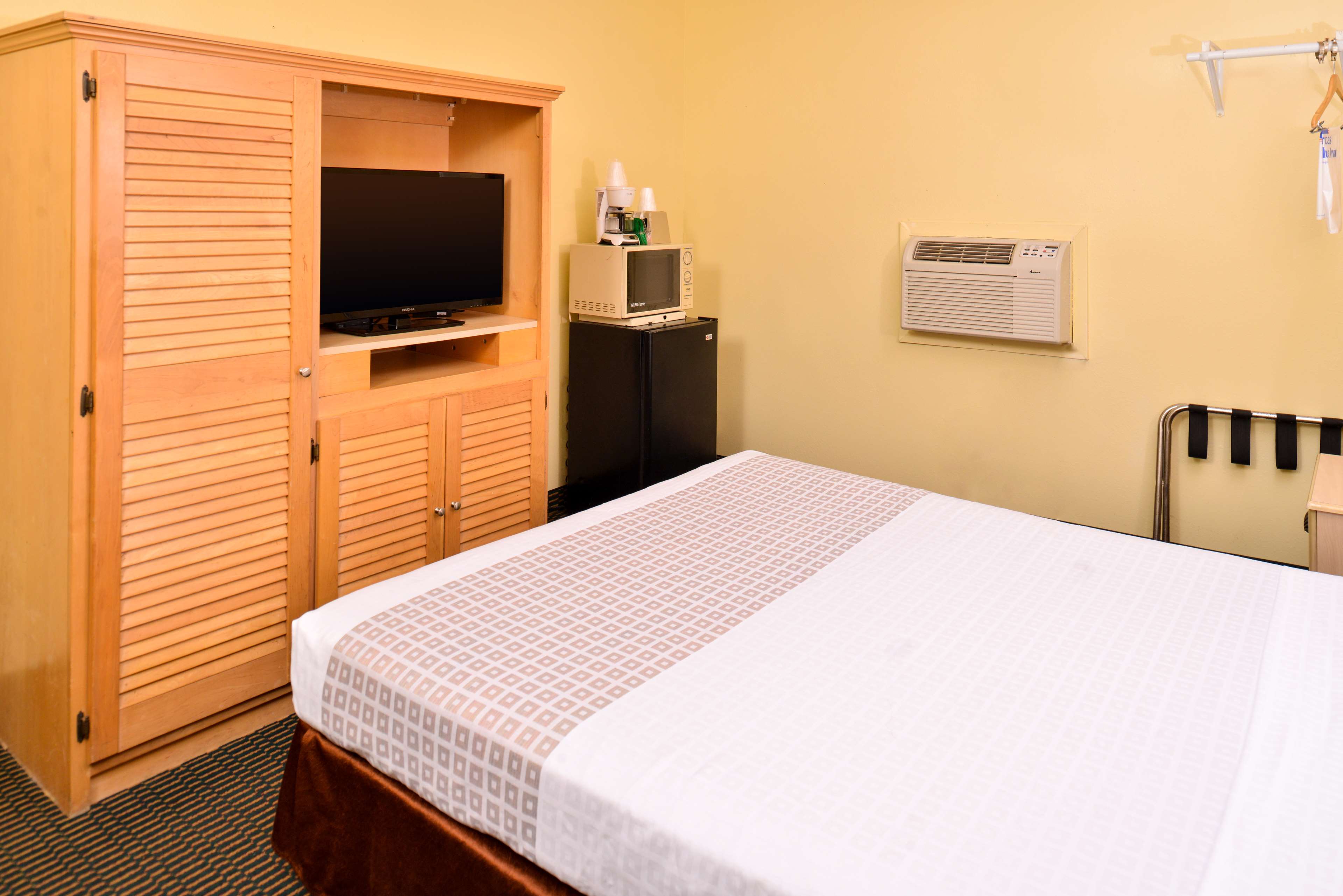 Loyalty Inn Rockingham