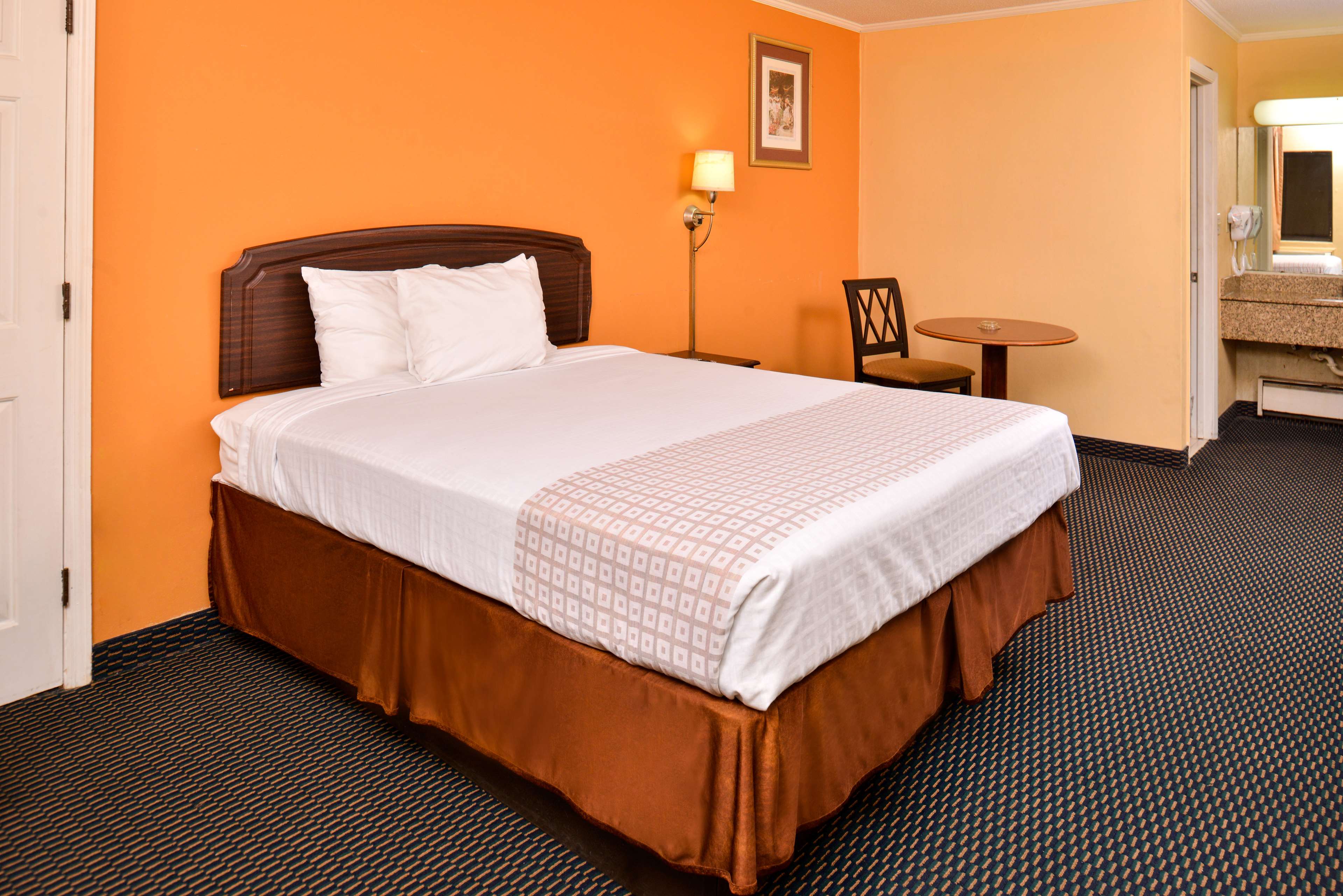 Loyalty Inn Rockingham