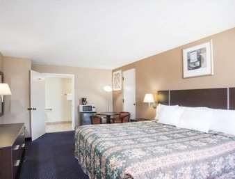 Days Inn by Wyndham Rockingham