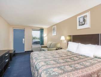 Days Inn by Wyndham Rockingham