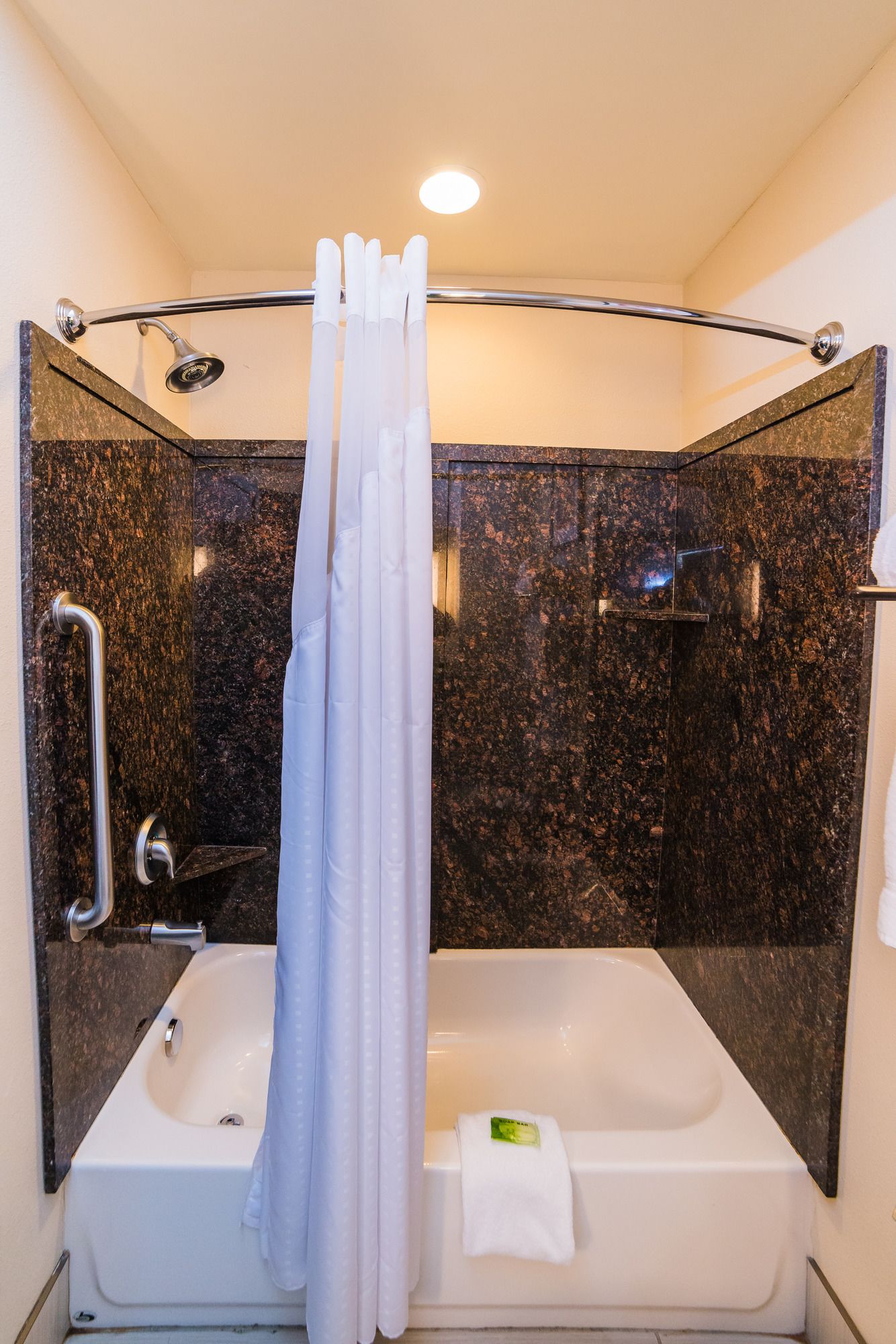 Holiday Inn Express Hotel & Suites Rockingham
