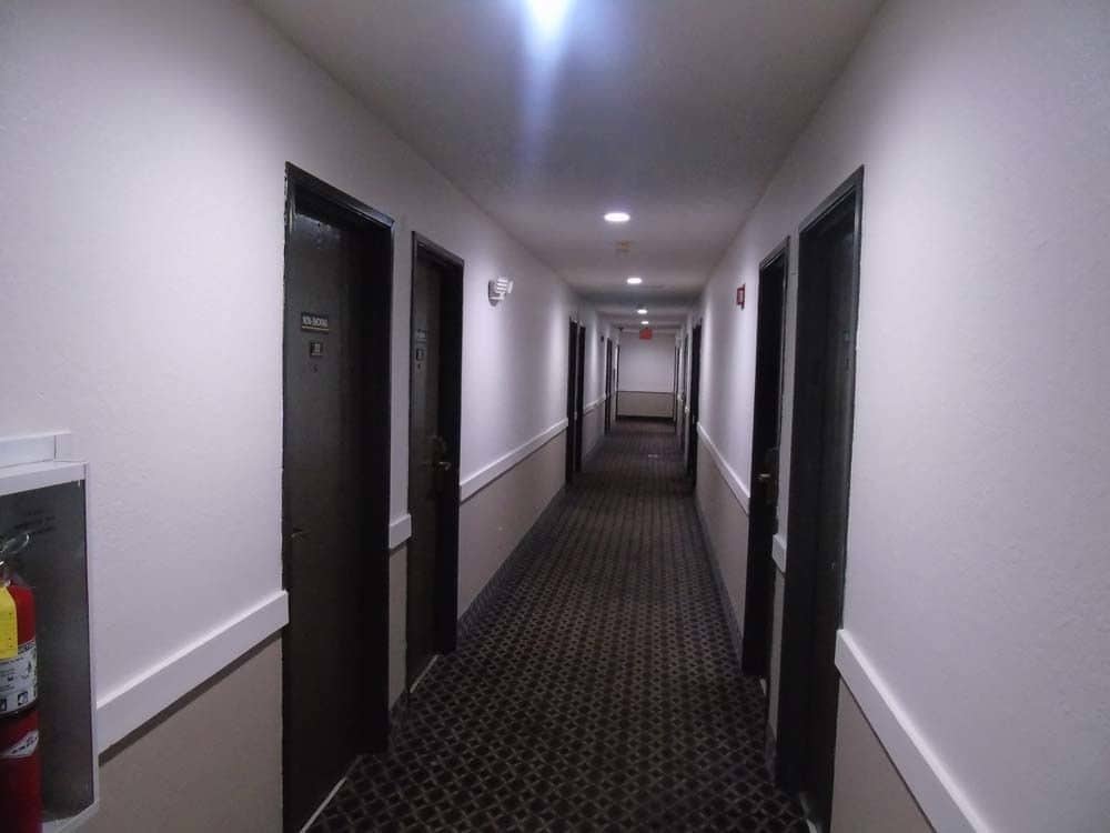 Americas Express Inn