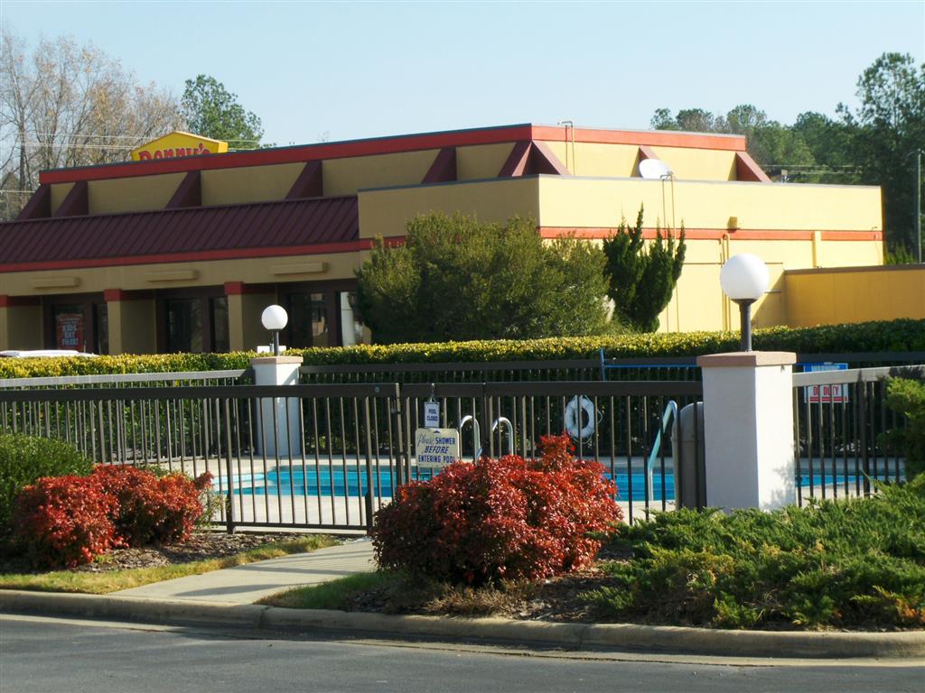 Baymont By Wyndham Rocky Mount I-95