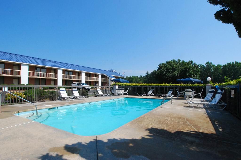 Baymont By Wyndham Rocky Mount I-95