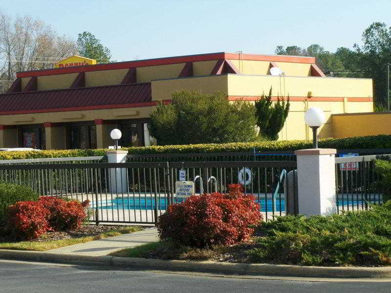 Baymont By Wyndham Rocky Mount I-95