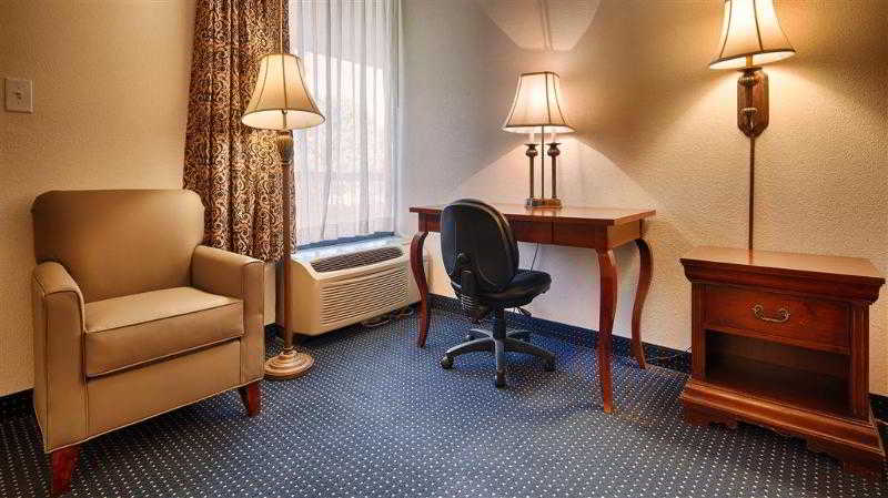Baymont By Wyndham Rocky Mount I-95