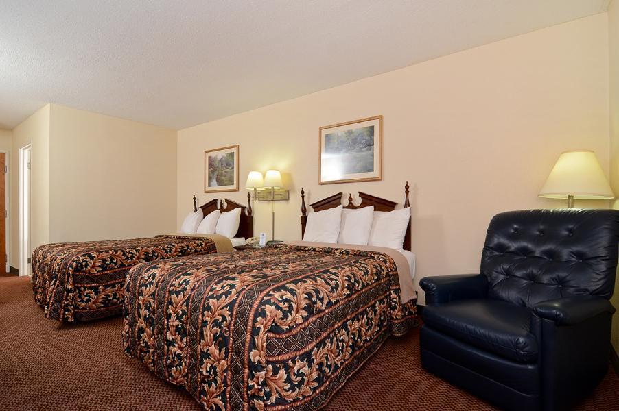 Days Inn & Suites by Wyndham Rocky Mount Golden East