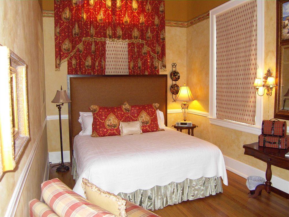 The Firehouse Inn