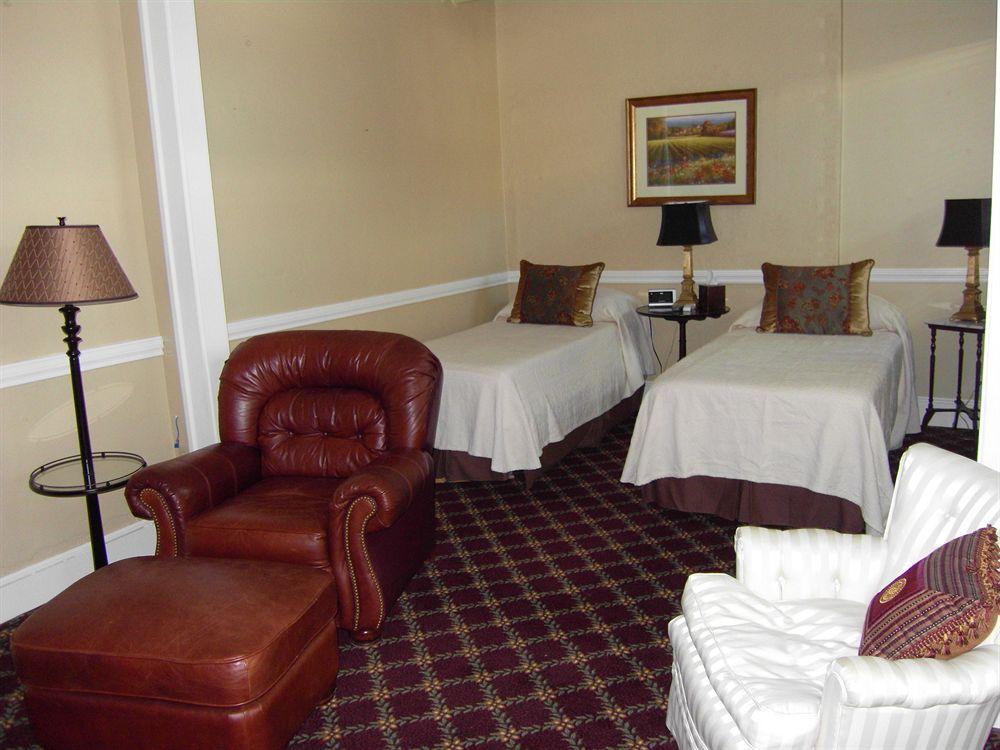 The Firehouse Inn