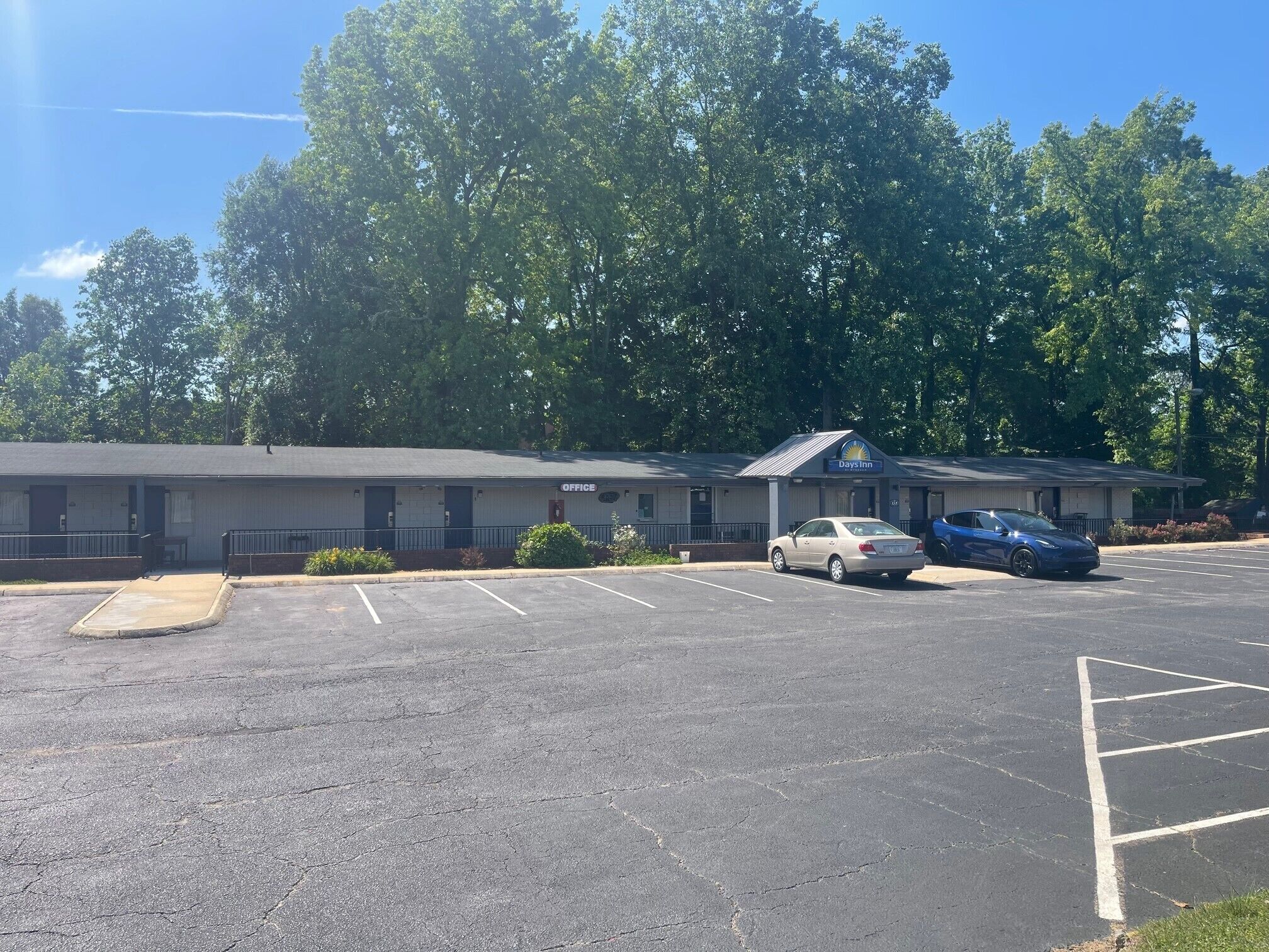 Days Inn by Wyndham Salisbury, NC