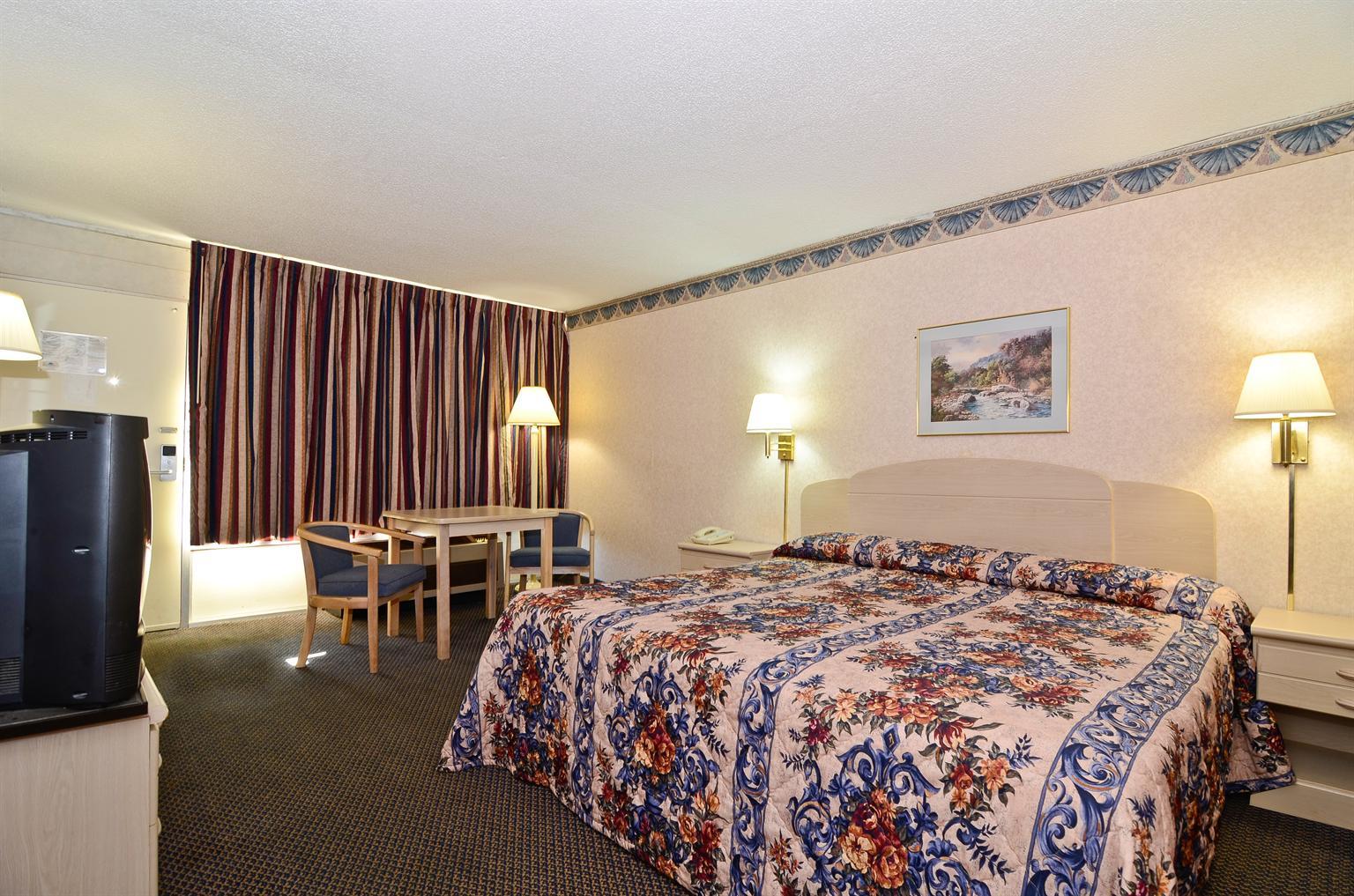 The Sanford Inn