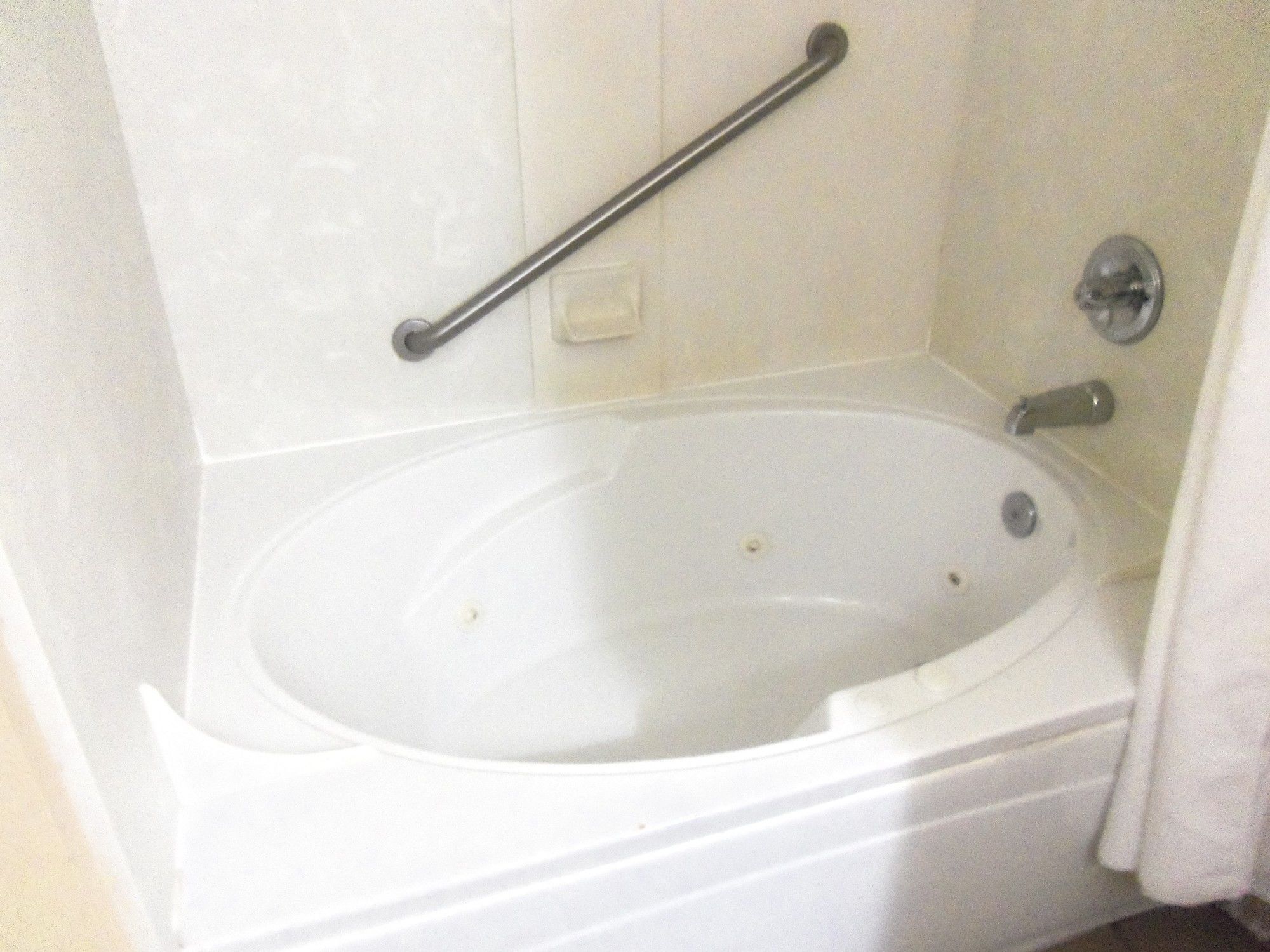 Holiday Inn Express & Suites Sanford