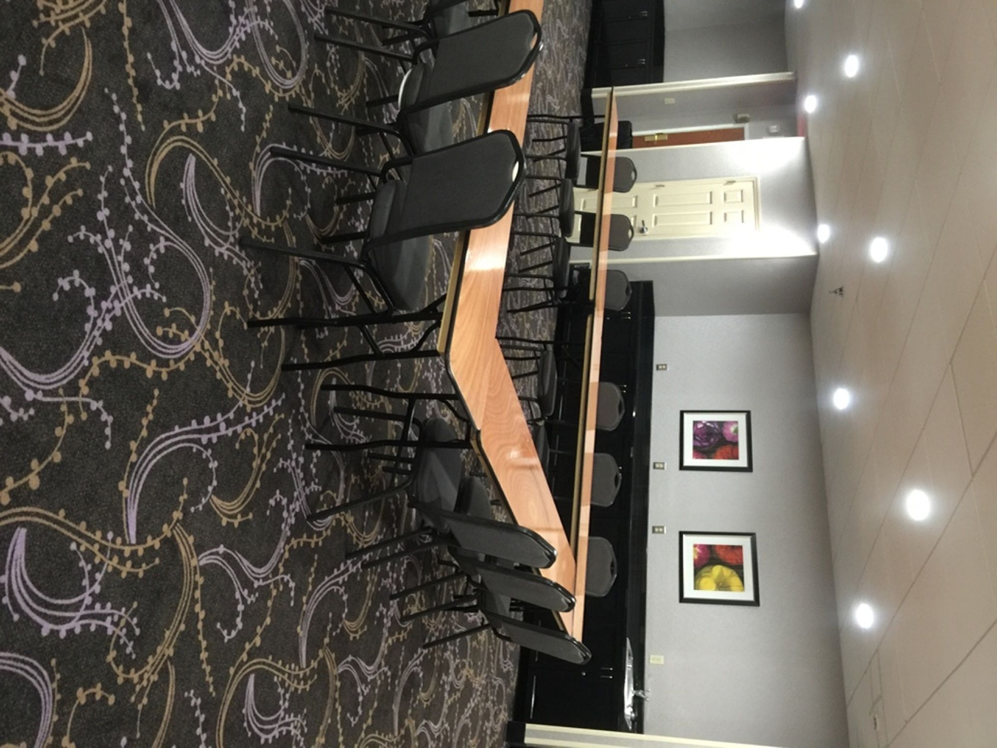 Holiday Inn Express & Suites Sanford