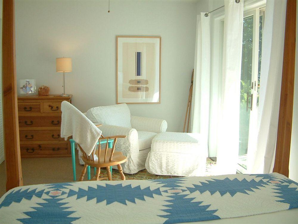 Fire Mountain Inn Cabins & Treehouses