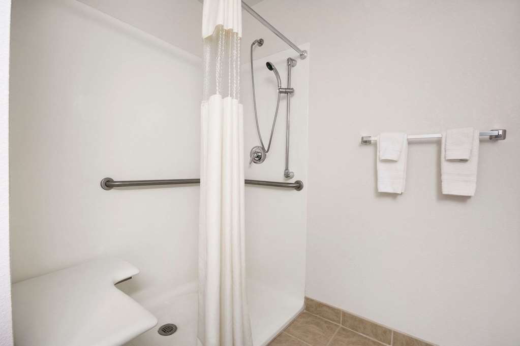 Days Inn by Wyndham Shelby