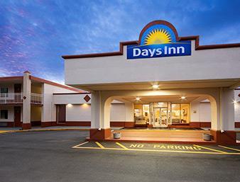 Days Inn by Wyndham Shelby