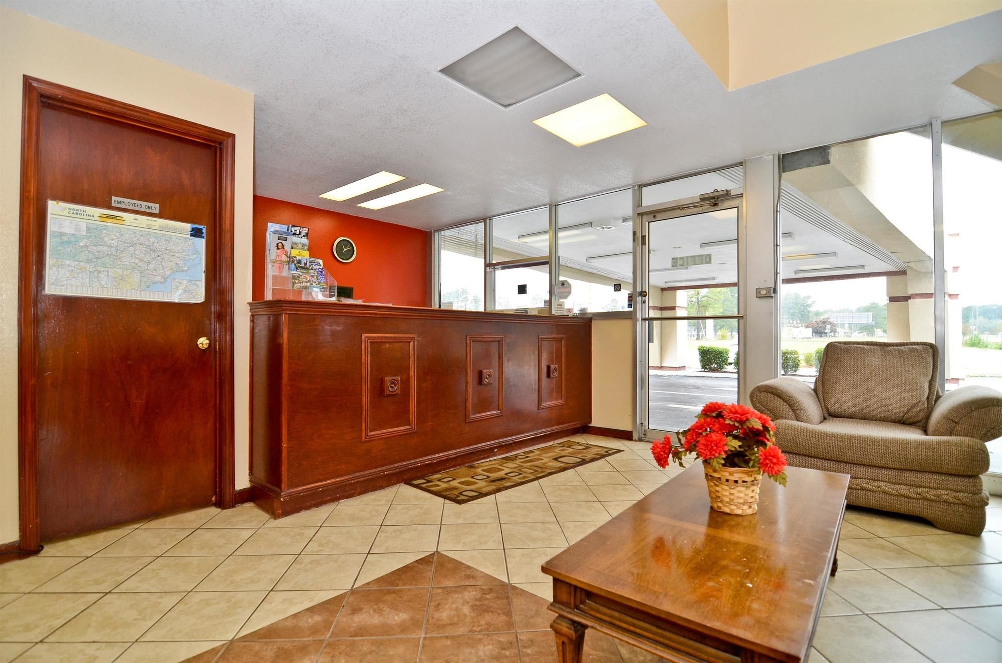 Americas Best Value Inn Smithfield