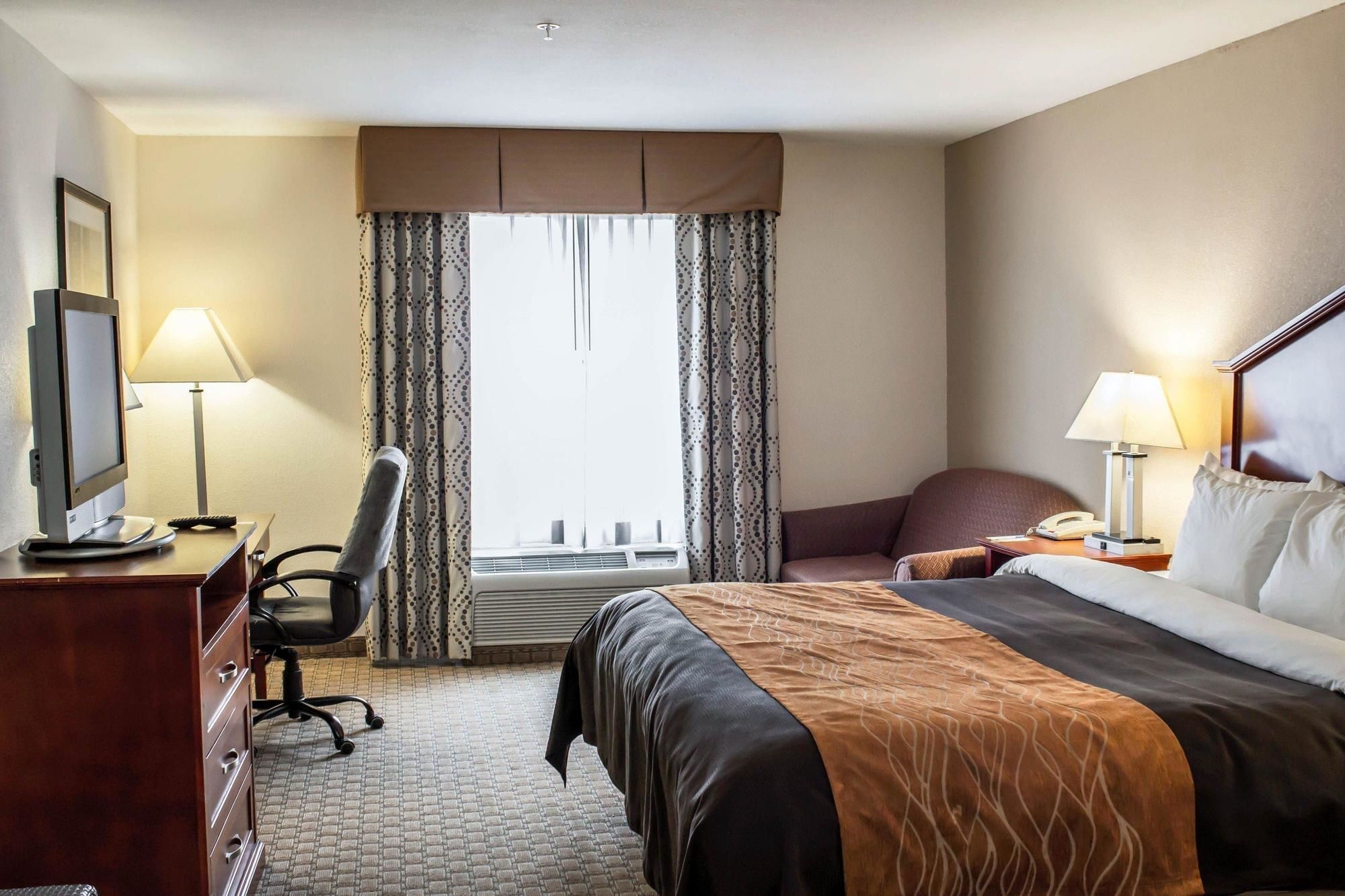 Comfort Inn Smithfield Near I-95