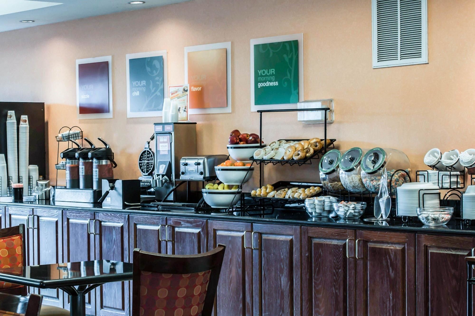 Comfort Inn Smithfield Near I-95