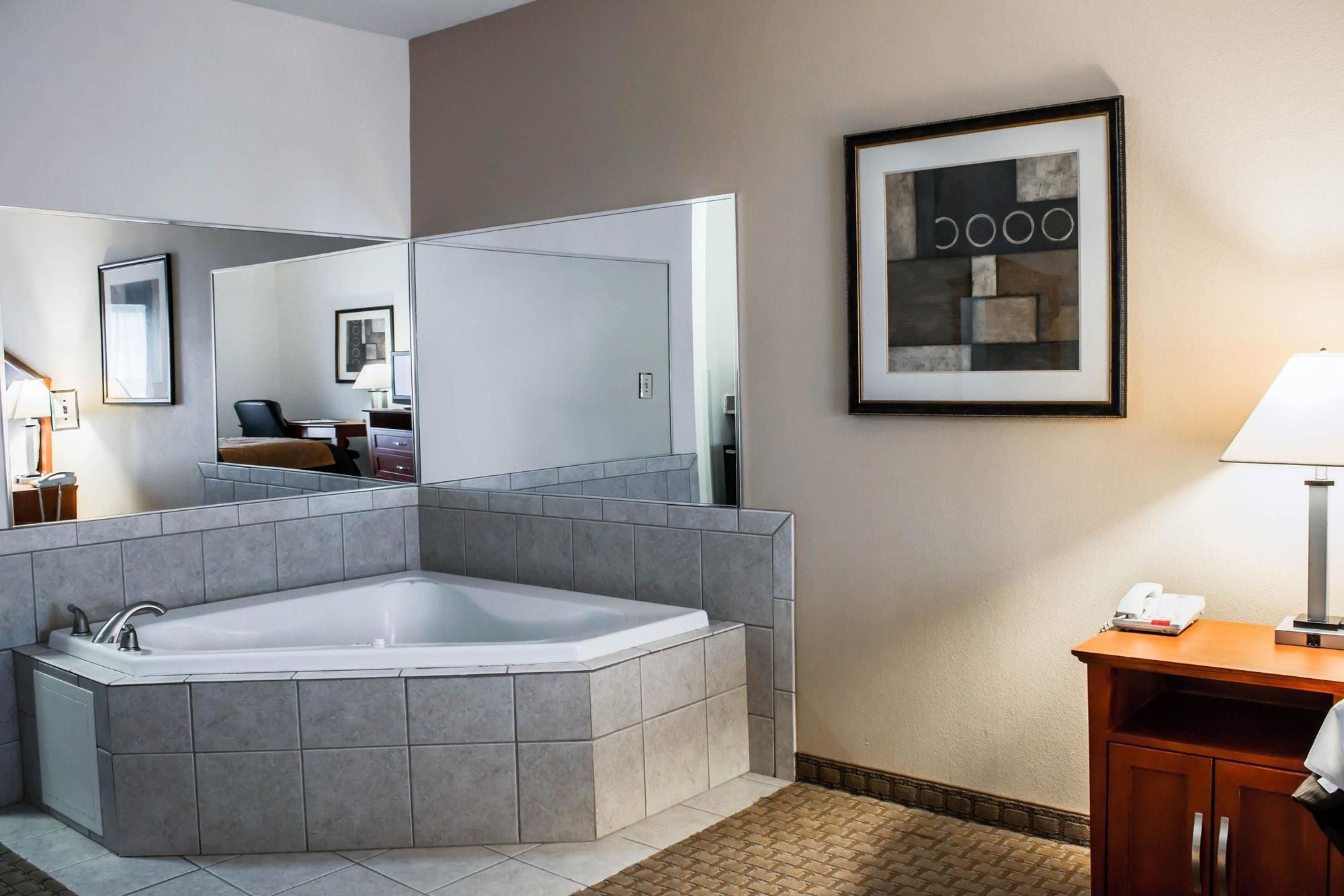 Comfort Inn Smithfield Near I-95