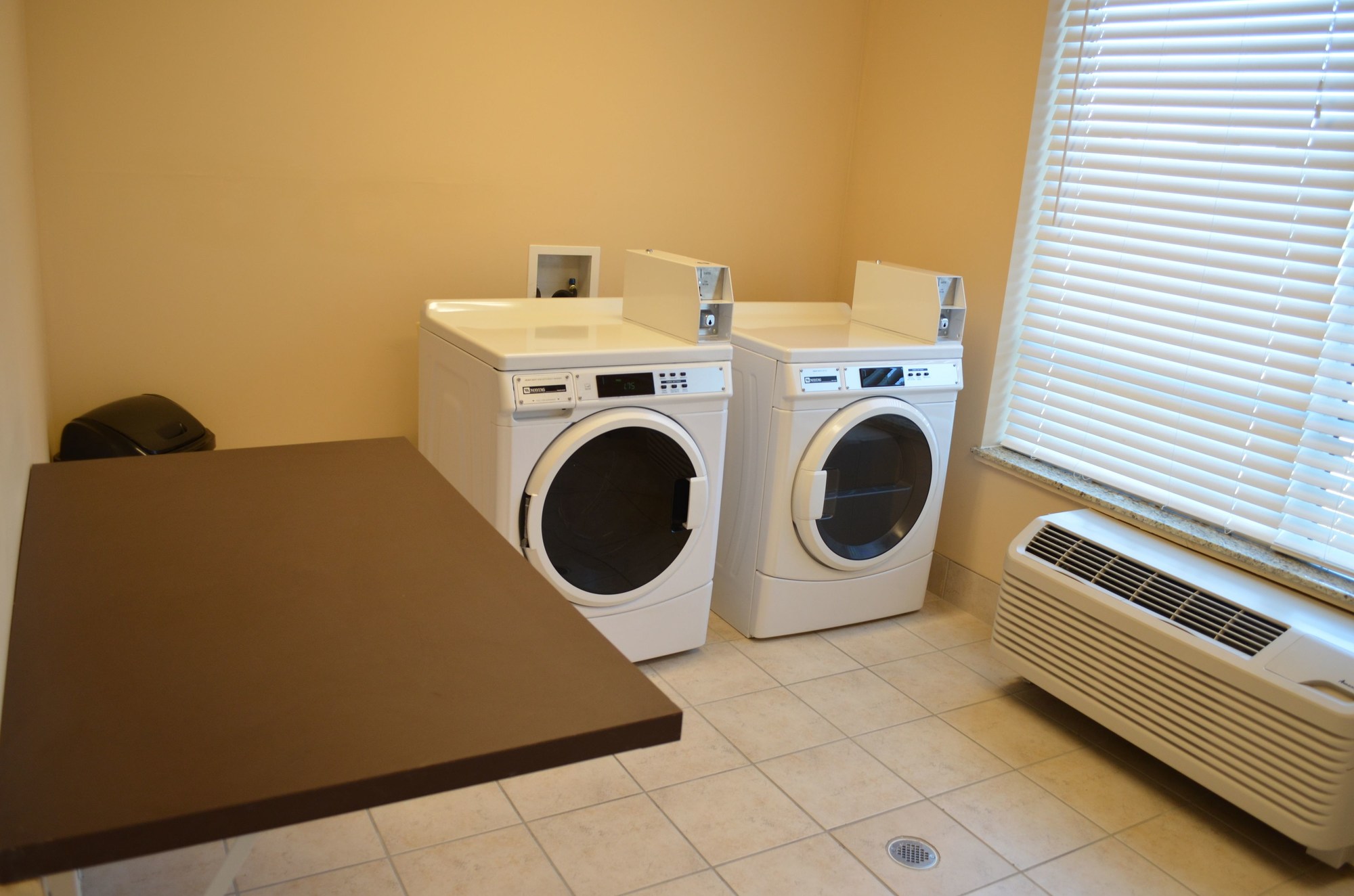 Holiday Inn Express Hotel & Suites Smithfield - Selma I-95