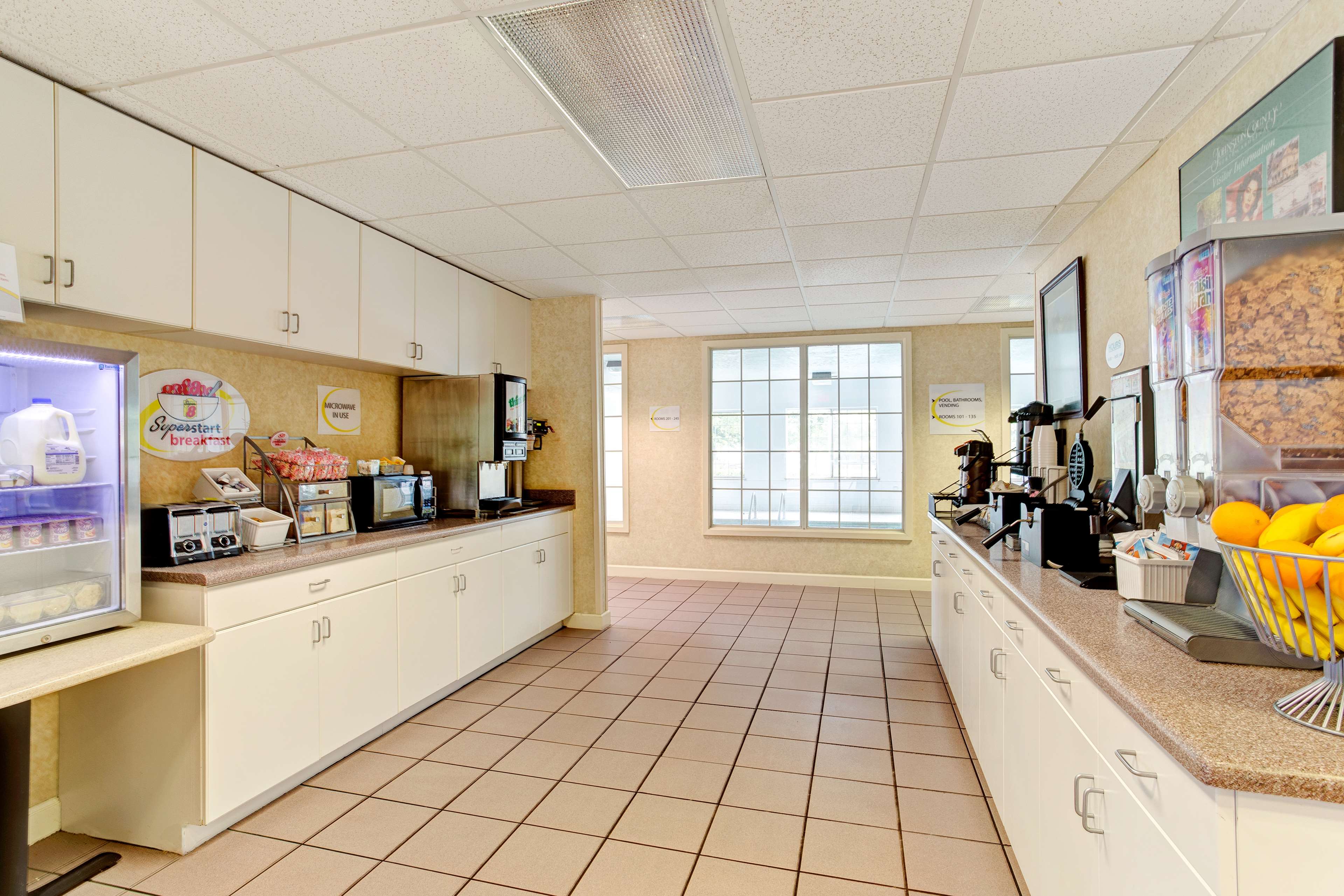 Super 8 by Wyndham Smithfield