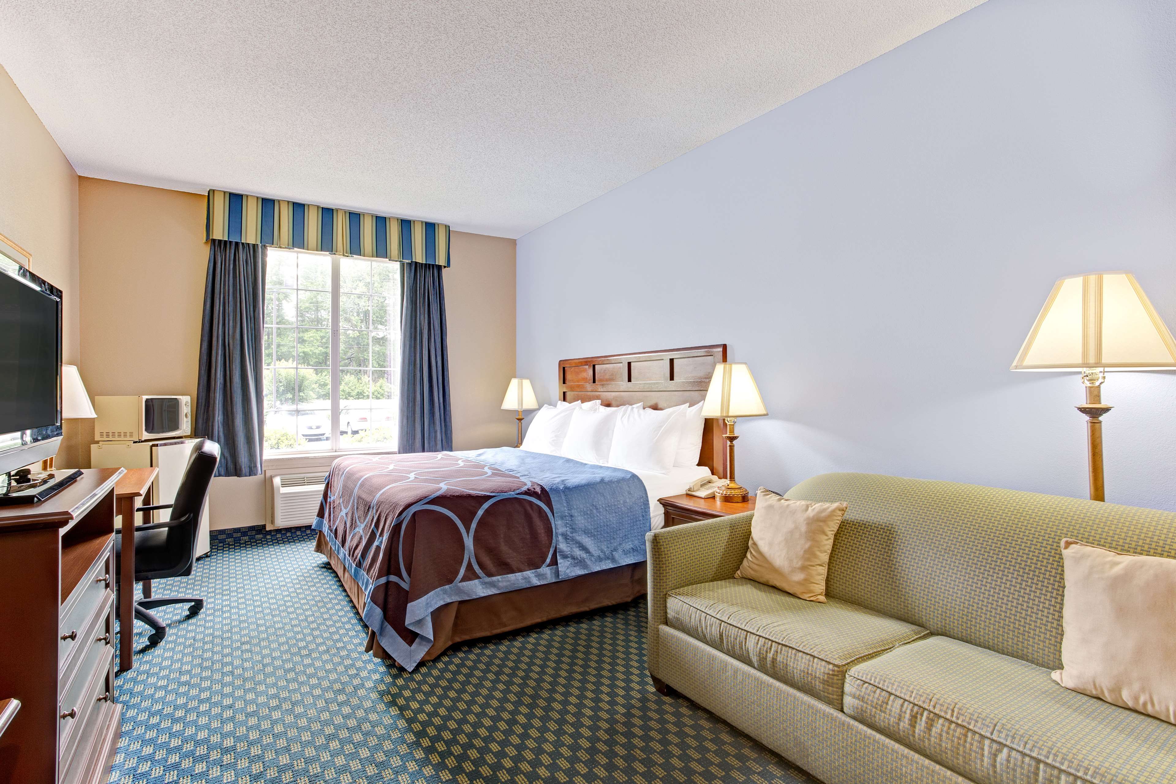 Super 8 by Wyndham Smithfield