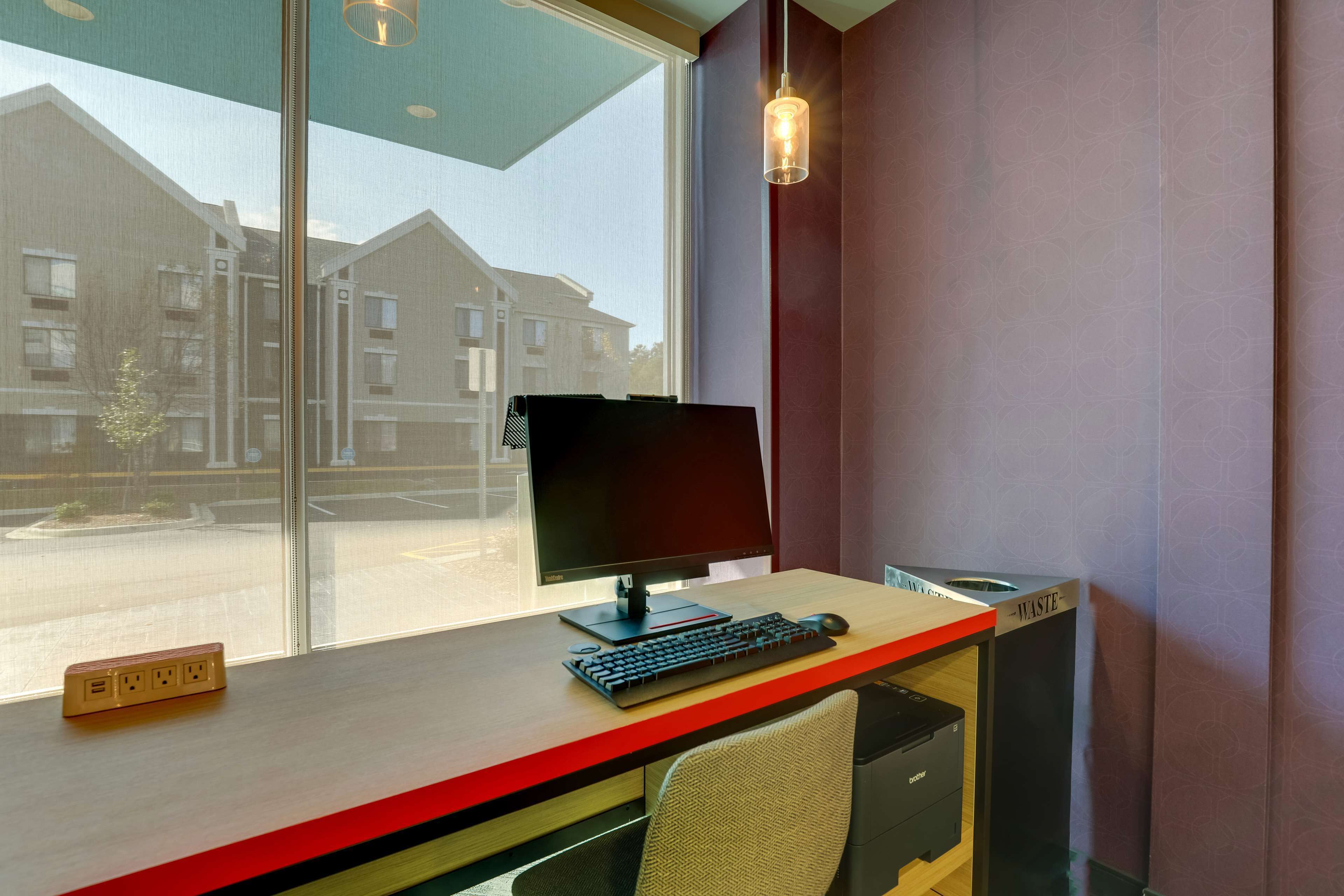 Tru by Hilton Smithfield I-95