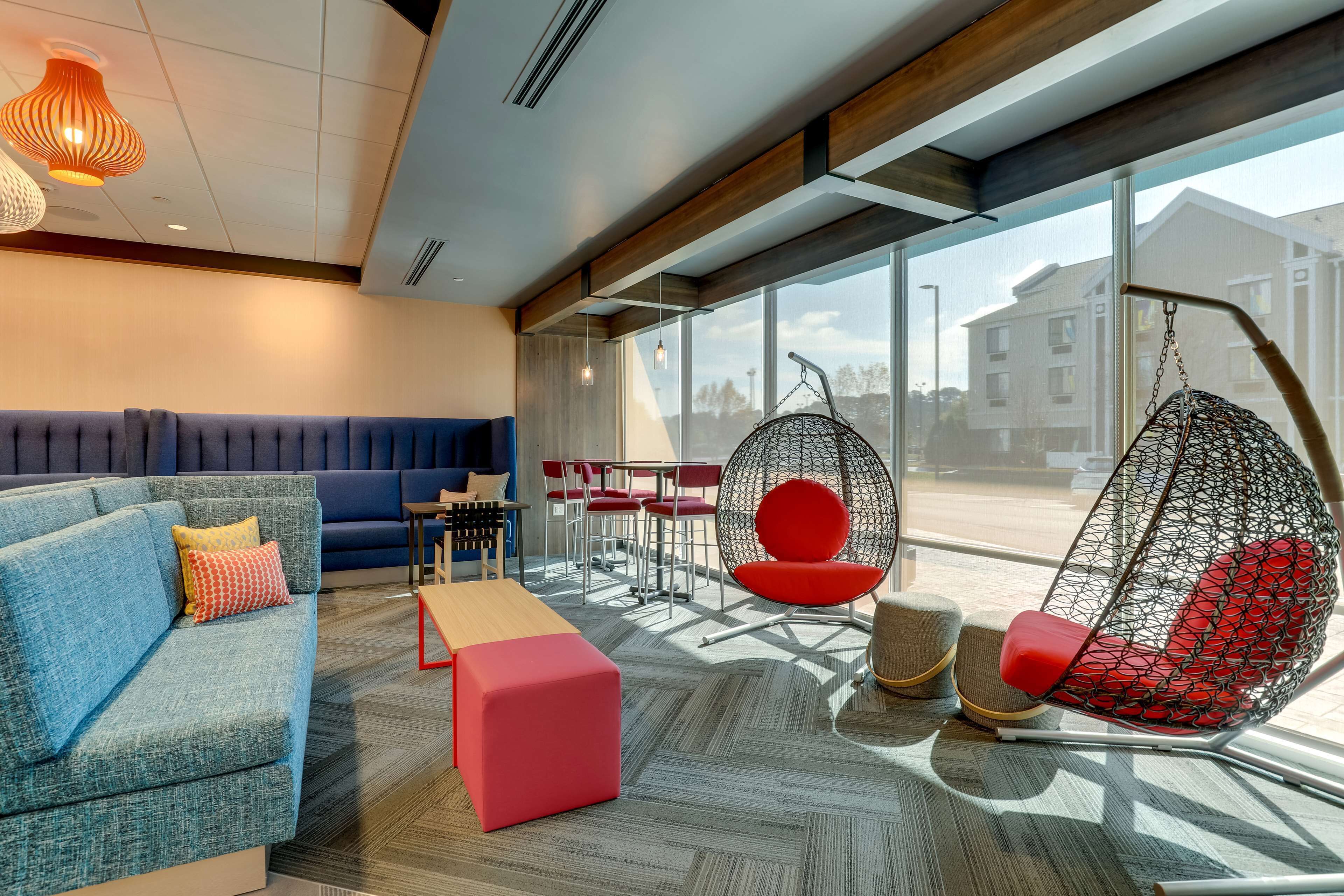 Tru by Hilton Smithfield I-95